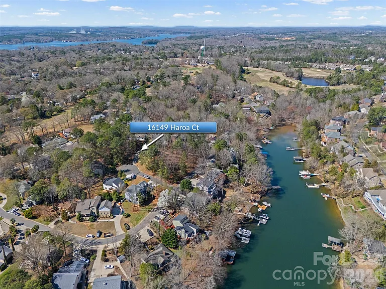 16149 Horoa Ct — Photo 33
