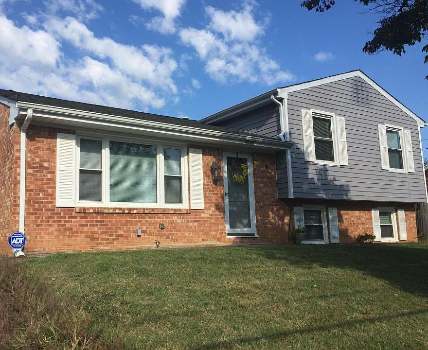 2nd image of 4051 Pebble Dr
