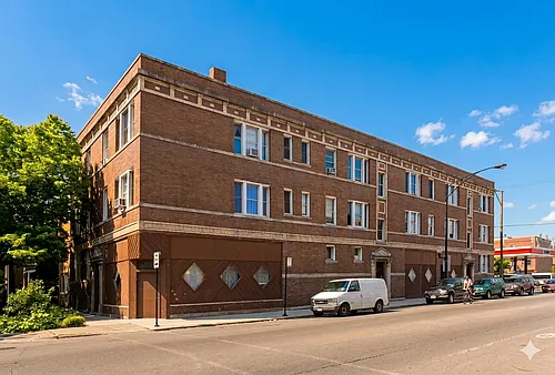 1945 W Augusta Blvd #3E Photo 1