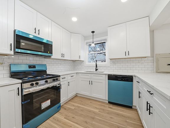 5th image of 8903 Central Ave