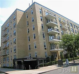 2736 Independence Avenue in Spuyten Duyvil