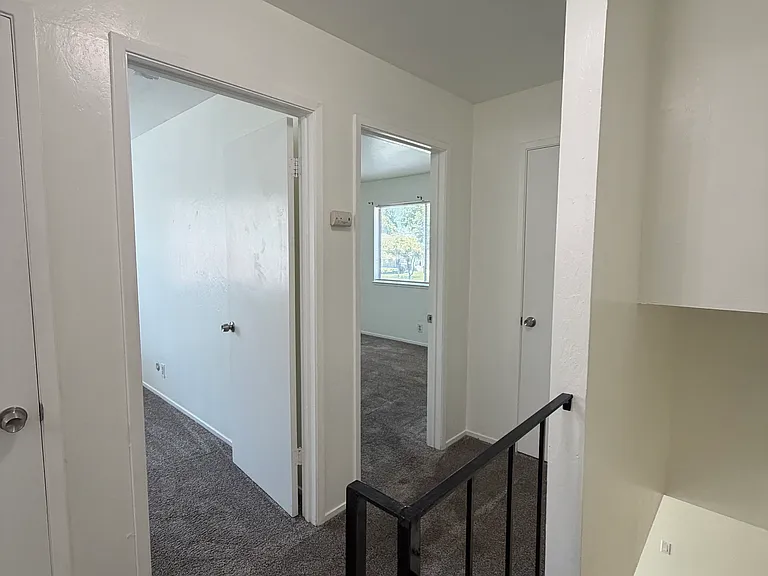 4930 N Holt Ave #101 — Photo 9