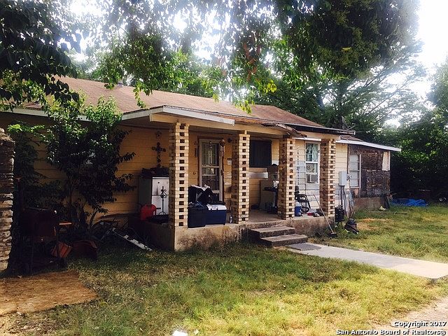 1st image of 140 Caddell Ln
