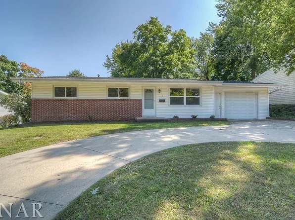 1409 Towanda Ave, Bloomington, IL 61701