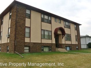 411 28th Ave SW APT 2, Minot, ND 58701