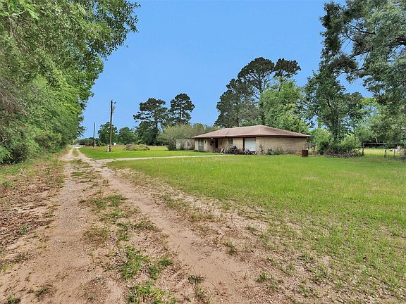 5th image of 15635 Highway 105 E