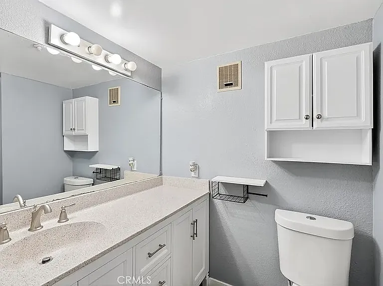 550 Orange Ave #114 — Photo 9