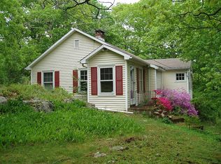 5 Woodland Hill Rd, Danbury, CT 06811