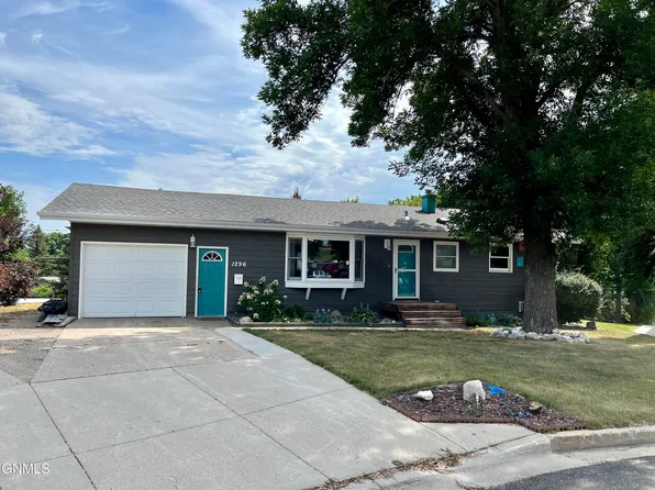 1296 Central Ave N, Valley City, ND 58072