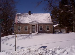 276 Hillside Dr, Barnesville, PA 18214