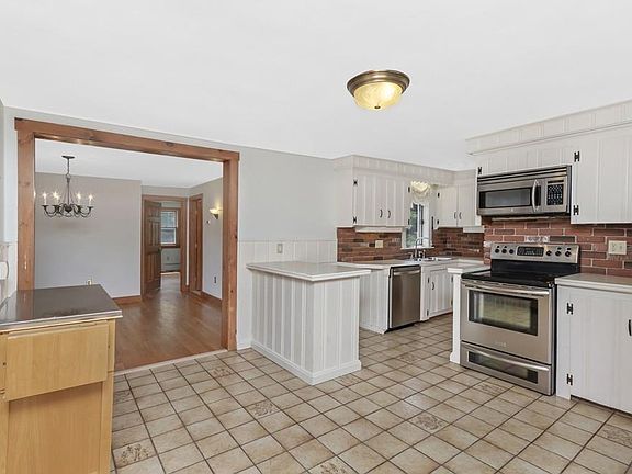 5th image of 52 West St