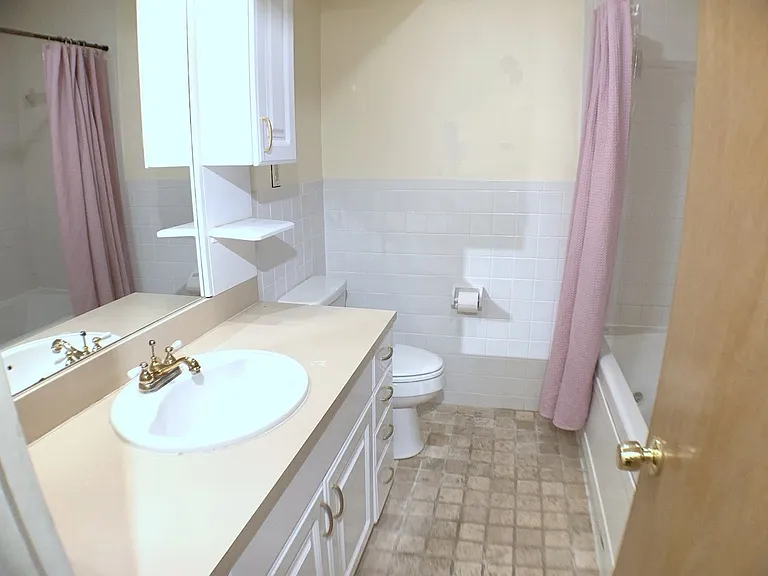 2814 W Price Ave — Photo 6