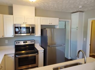 114 W Main St, Dewitt, MI 48820