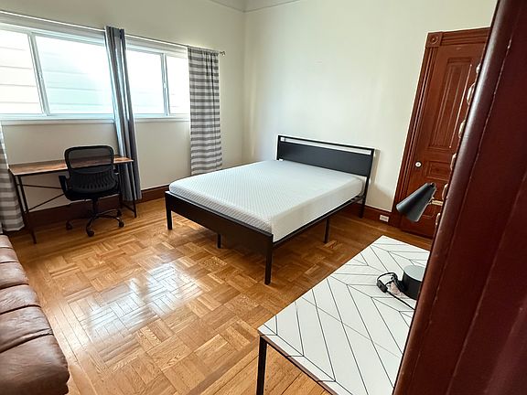 5th image of 2066 McAllister St #2064
