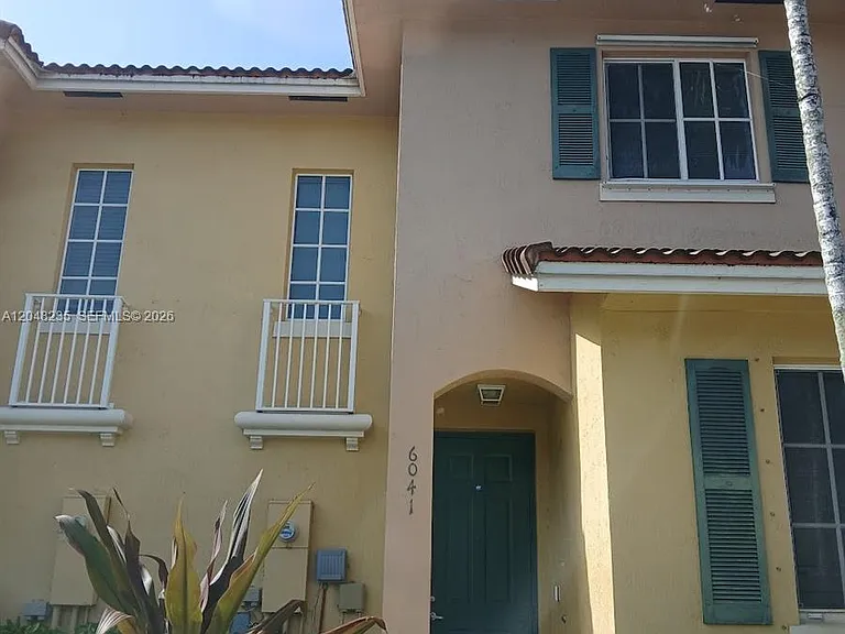 6041 SW 19th Pl — Photo 23