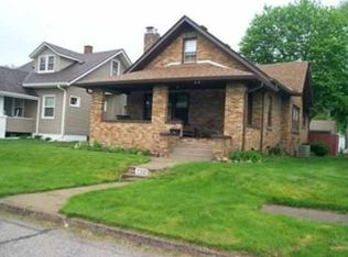 2321 32nd St, Moline, IL 61265