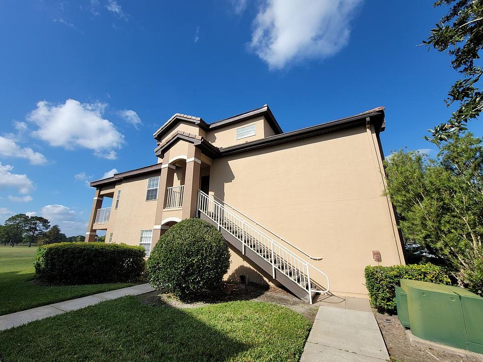 1st image of 13839 Fairway Island Dr