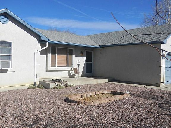 3rd image of 134 High Meadows Dr