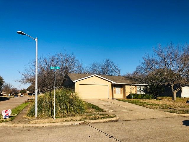 1st image of 1830 Bette Dr