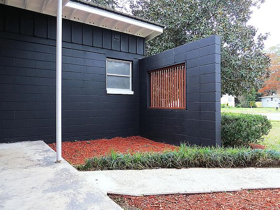 3rd image of 6572 Harlow Blvd