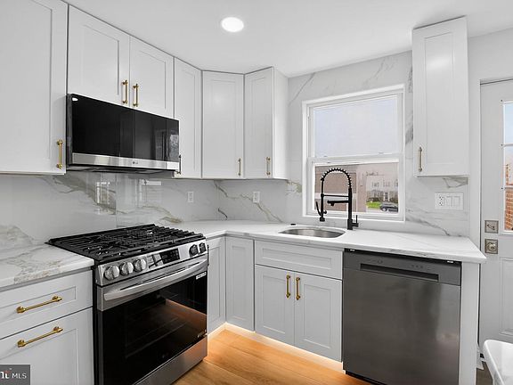 5th image of 306 Brentwood Rd
