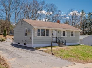 137 Holbrook Ave, Willimantic, CT 06226