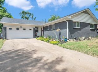 5949 E 24th Pl, Tulsa, OK 74114