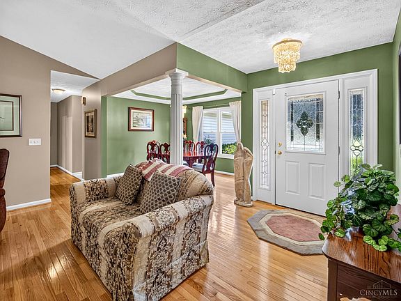 4th image of 6104 Pine Meadows Dr