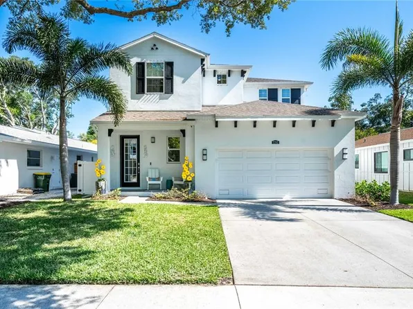 2283 Arlington St, Sarasota, FL 34239