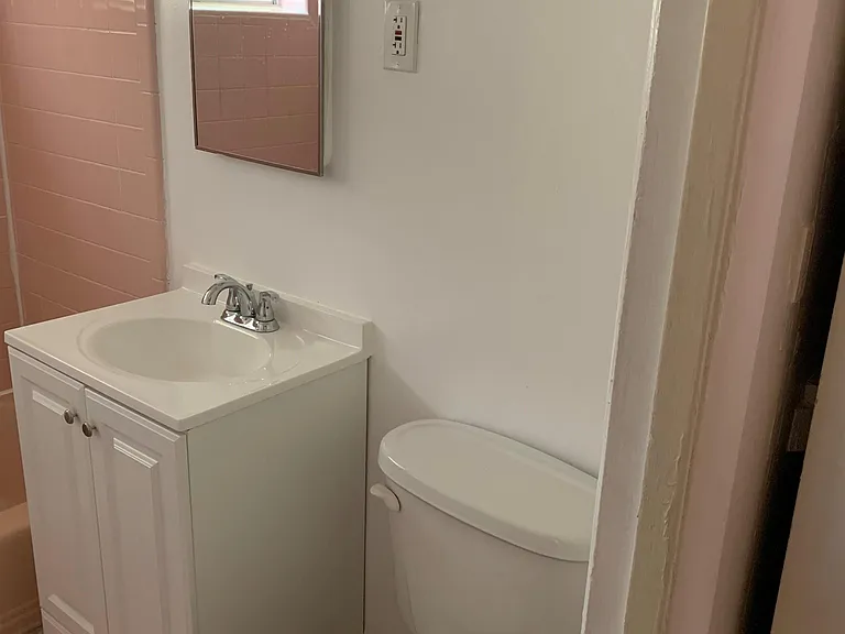 6827 Red Top Rd Apartments, LLC — Photo 9