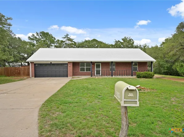 503 Pine St, Smithville, TX 78957