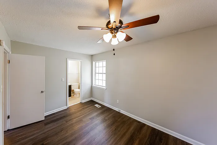 3405 Hilltop Rd SE — Photo 6