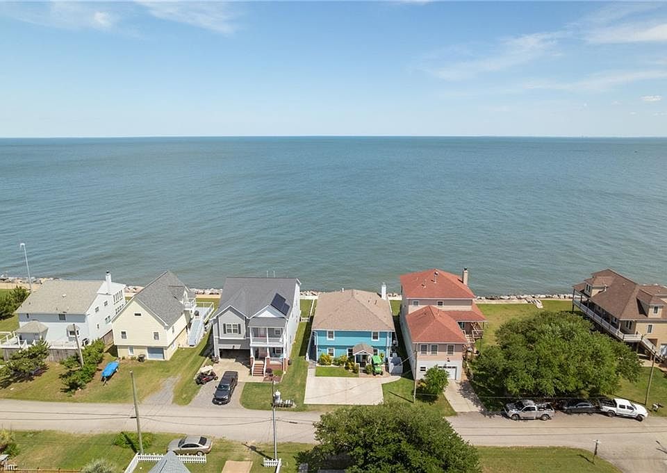 1st image of 106 Lighthouse Dr