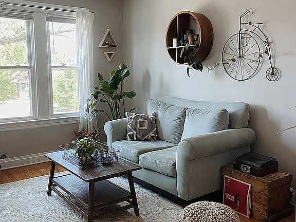 4th image of 900 Ferdinand Ave APT 2