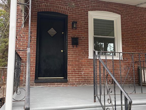 2nd image of 963 Glenbrook Ave