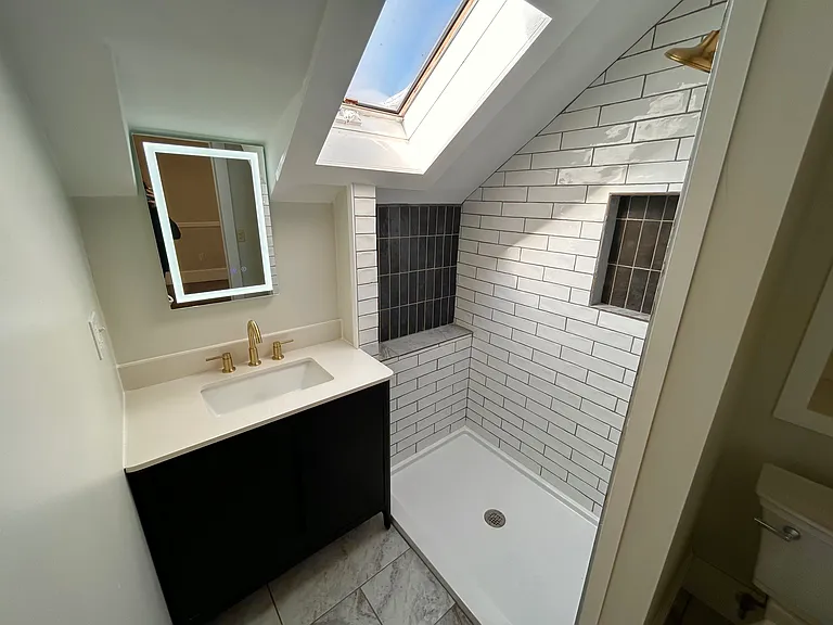 250-252 Central Ave #3 — Photo 9