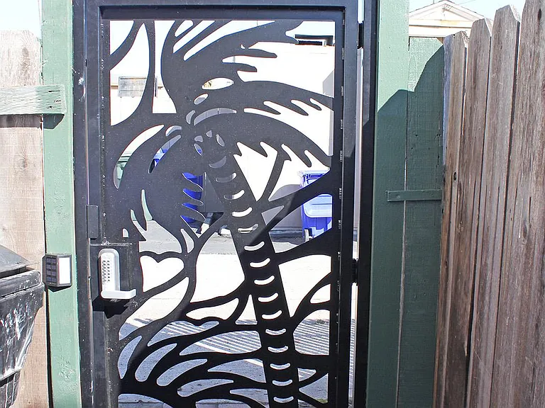 Lotus St — Photo 10
