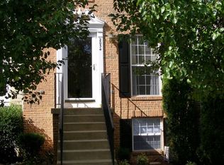 2034 Stargrass Ct, Woodbridge, VA 22192