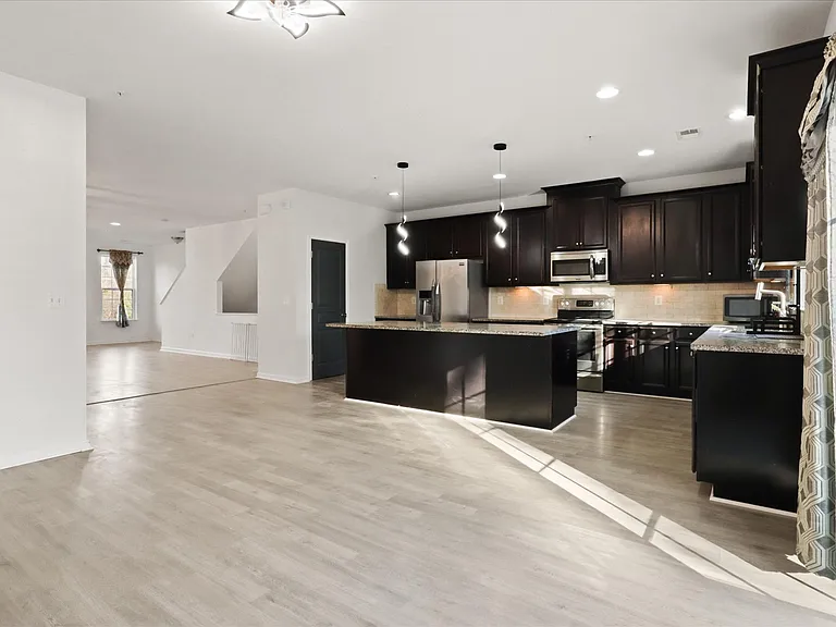 14766 Malloy Ct — Photo 7