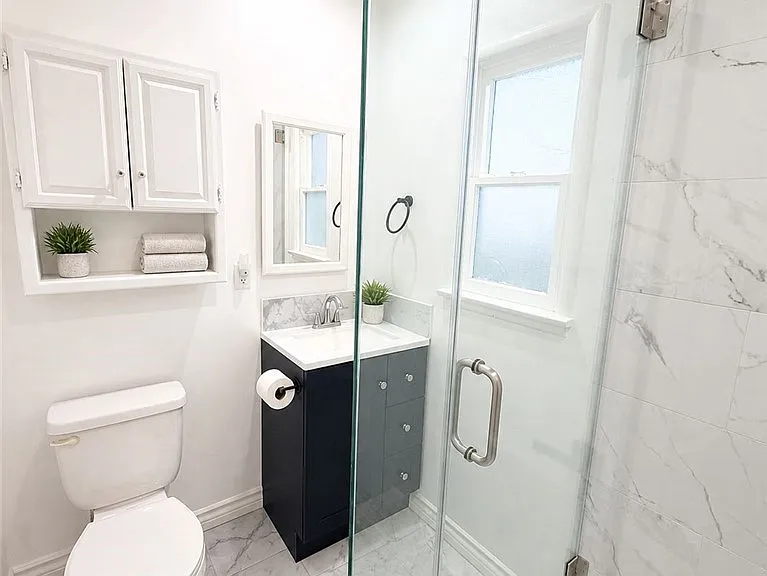 12612 Martha St — Photo 13