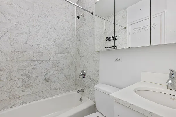 Rented by Dalan Rentals | media 15