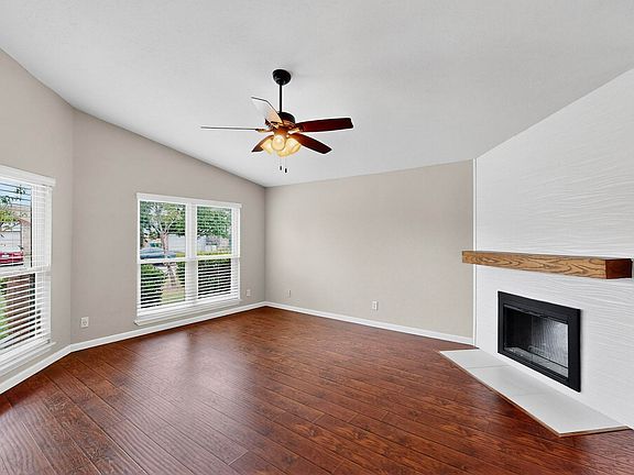 4th image of 5644 Powers St