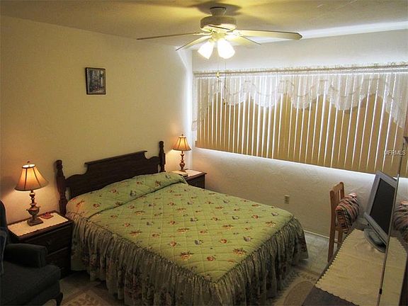 5th image of 5645 40th Ave N APT 408