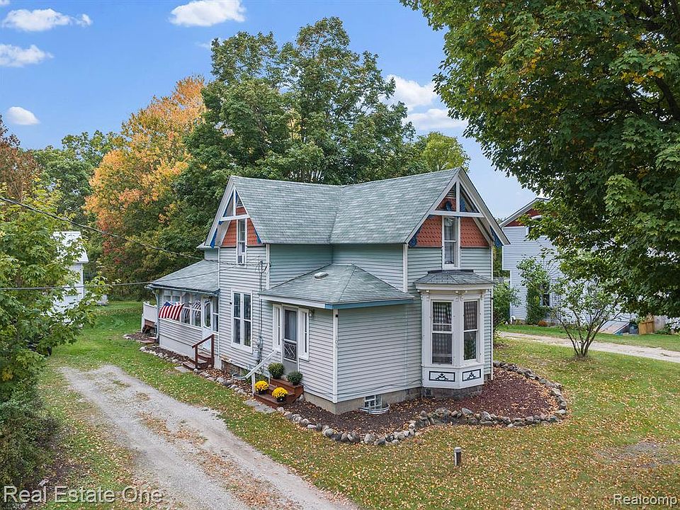 106 Cass St, Gregory, MI 48137 Zillow