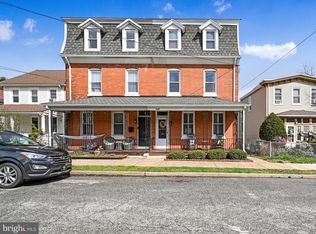 345 1st Ave, Phoenixville, PA 19460