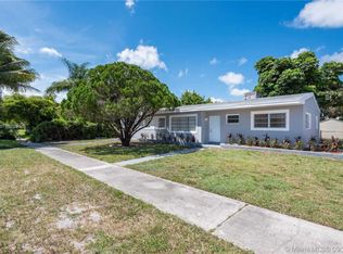 1751 NW 186th St, Miami Gardens, FL 33056
