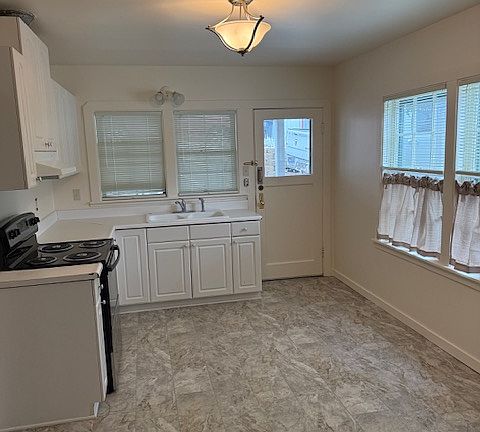 5th image of 249 S Shepherd St APT 1