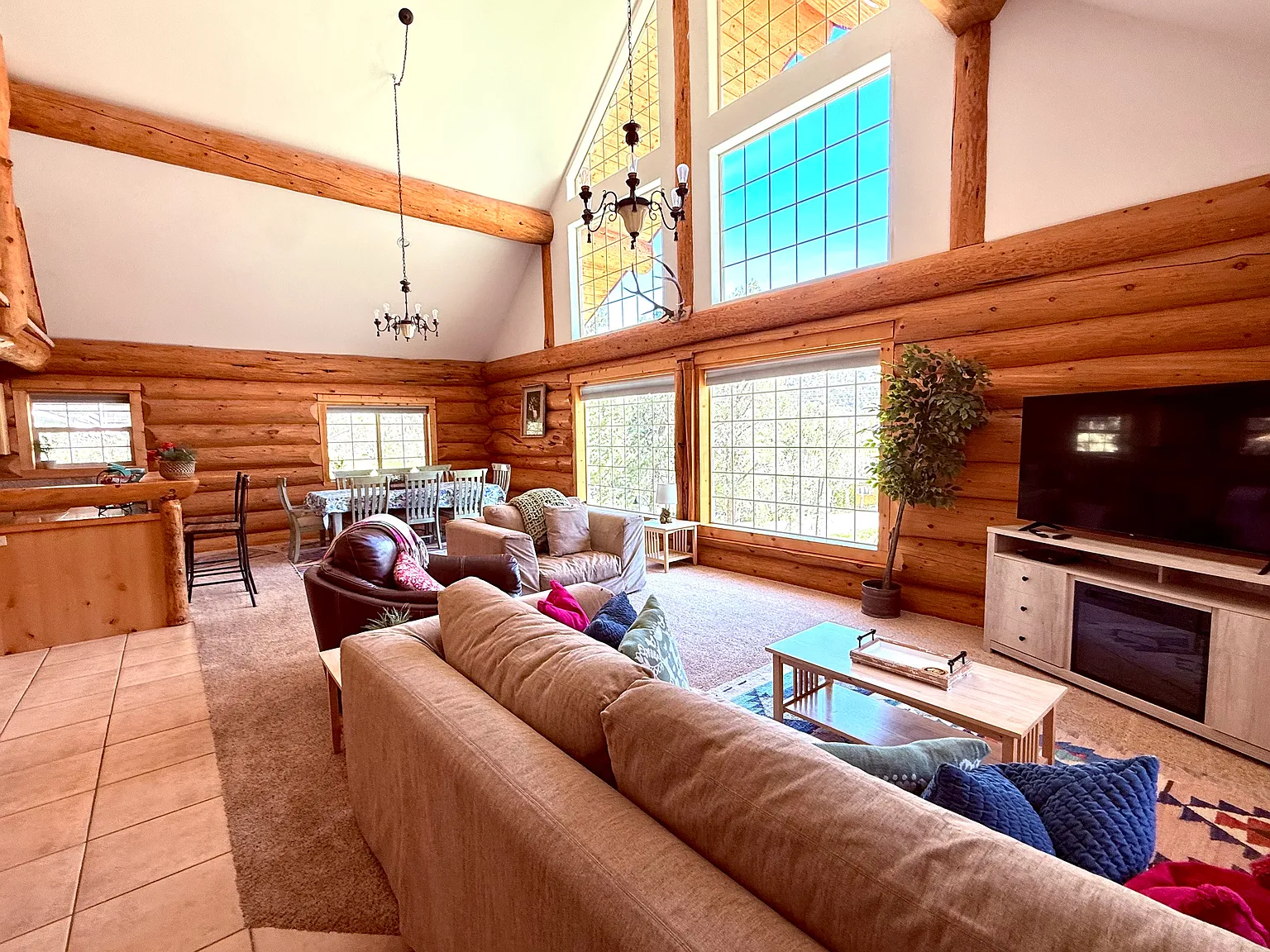 3 bed, 2200 sqft, $2,700 — Photo 3