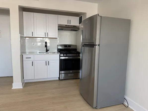 111 Washington St #7C, East Orange, NJ 07017