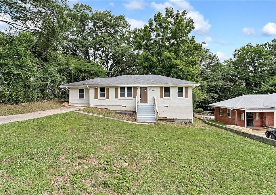1st image of 2106 East Dr